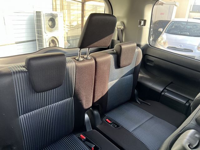 TOYOTA VOXY 4WD 2015 Image 31