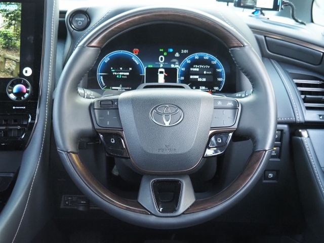 TOYOTA ALPHARD HYBRID 4WD 2023 Image 31