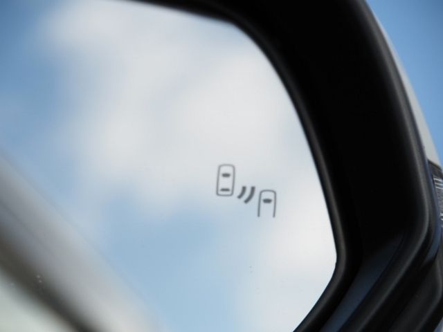 TOYOTA ALPHARD HYBRID 4WD 2023 Image 31