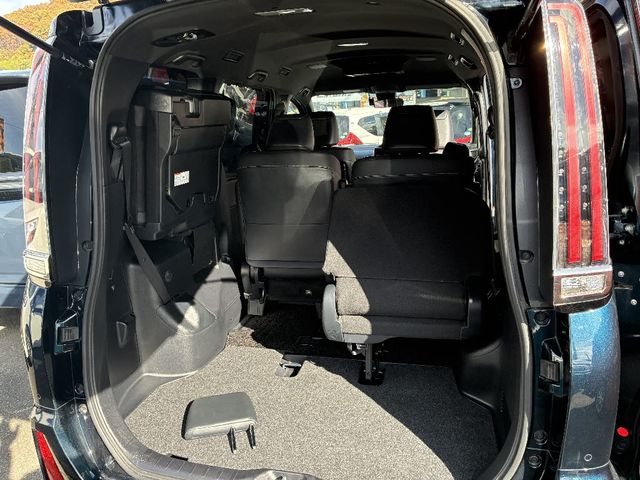 TOYOTA NOAH 4WD 2019 Image 31