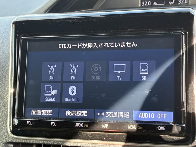 TOYOTA NOAH 4WD 2019 Image 31