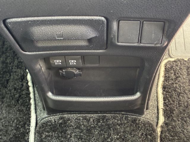 TOYOTA NOAH 4WD 2019 Image 31