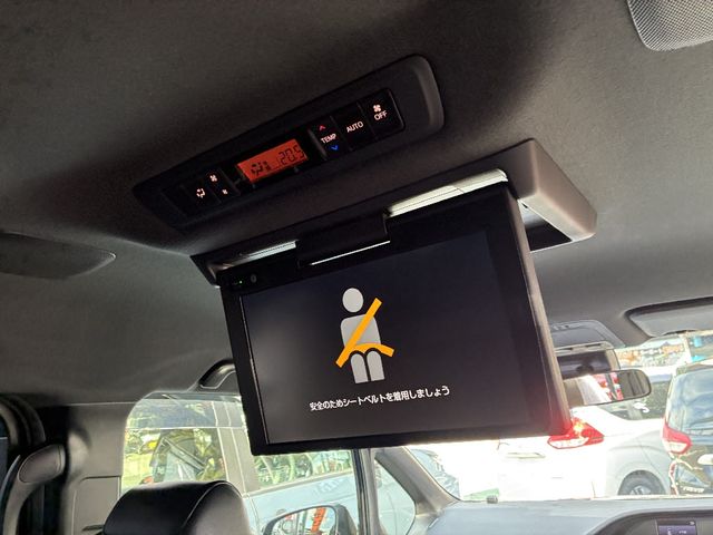 TOYOTA NOAH 4WD 2019 Image 31