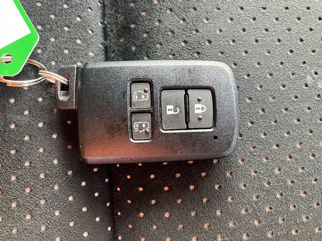 TOYOTA VOXY 4WD 2020 Image 31