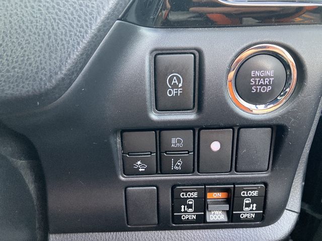 TOYOTA VOXY 4WD 2020 Image 31