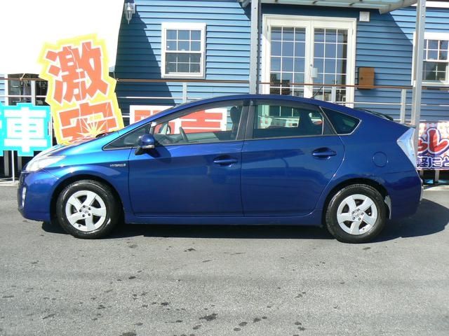 TOYOTA PRIUS 2010 Image 31