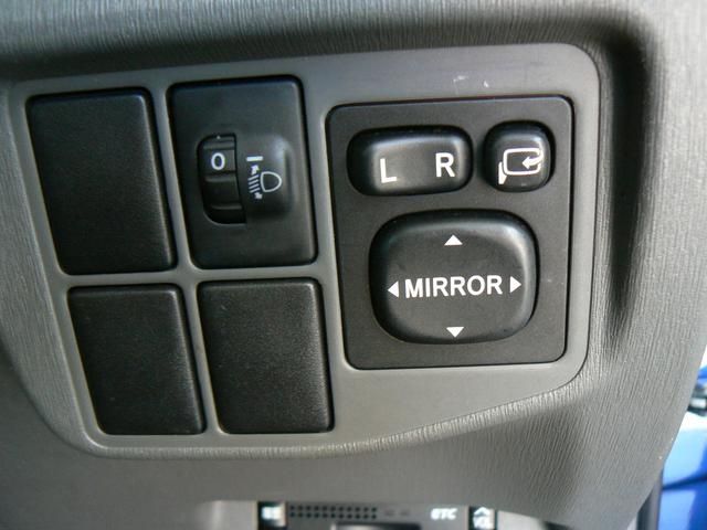 TOYOTA PRIUS 2010 Image 31