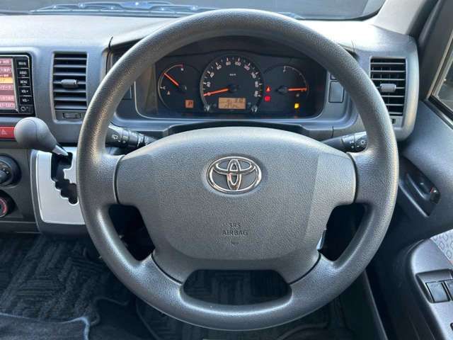 TOYOTA REGIUSACE VAN 2WD 2017 Image 31