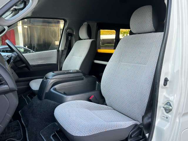 TOYOTA REGIUSACE VAN 2WD 2017 Image 31