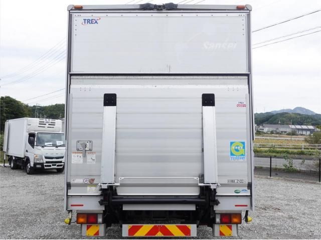 MITSUBISHI FUSOU FIGHTER 2016 Image 31