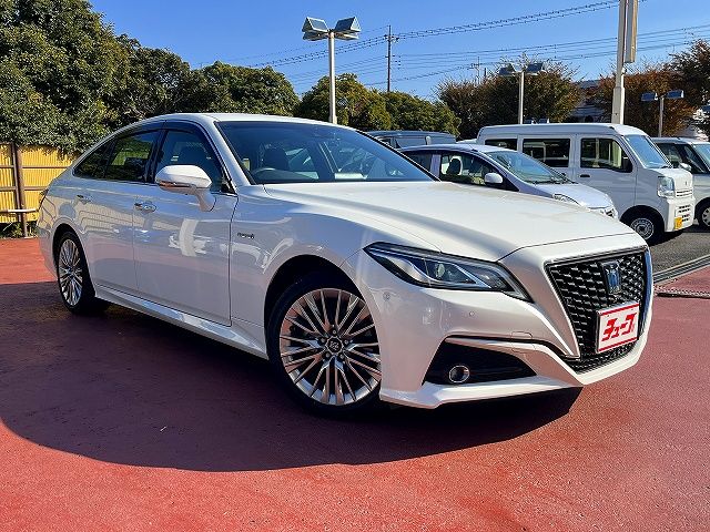 TOYOTA CROWN SEDAN HYBRID 2019 Image 31