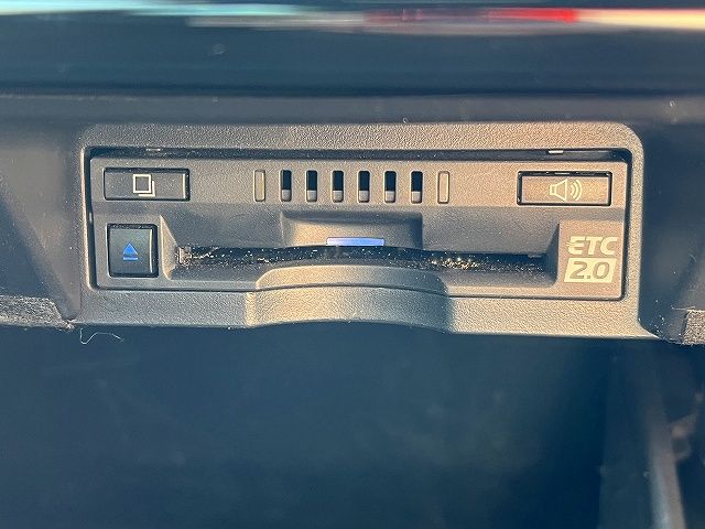 TOYOTA CROWN SEDAN HYBRID 2019 Image 31