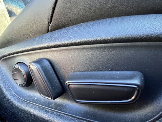 TOYOTA CROWN SEDAN HYBRID 2019 Image 31