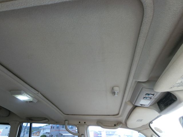 TOYOTA LANDCRUISER WAGON 1997 Image 31