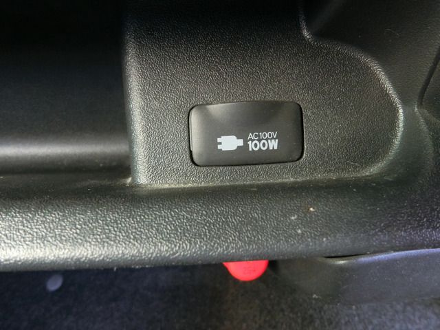 TOYOTA HIACE WAGON 4WD 2020 Image 31