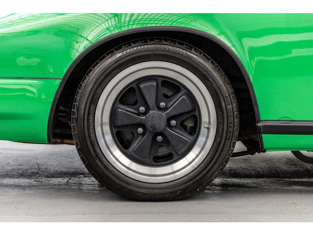 PORSCHE 911 1976 Image 31