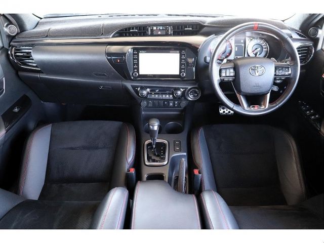 TOYOTA HILUX 4WD 2022 Image 31