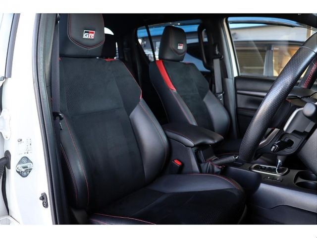 TOYOTA HILUX 4WD 2022 Image 31