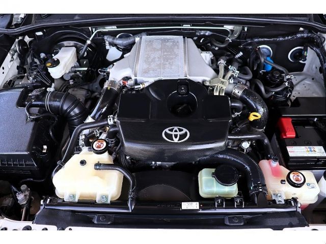 TOYOTA HILUX 4WD 2022 Image 31