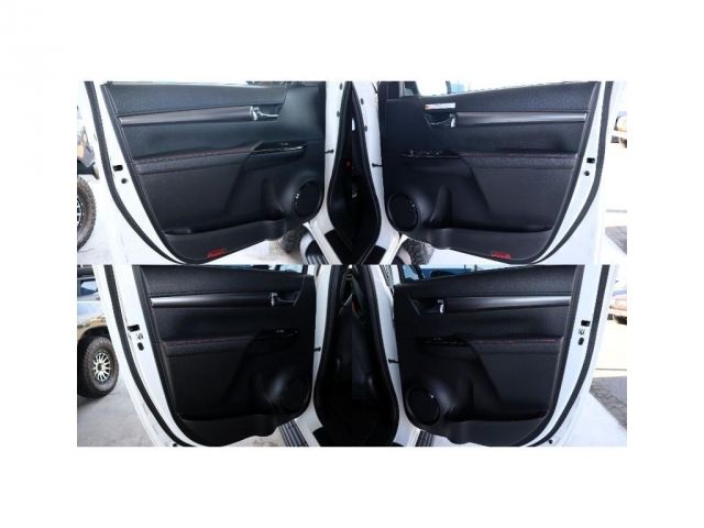 TOYOTA HILUX 4WD 2022 Image 31
