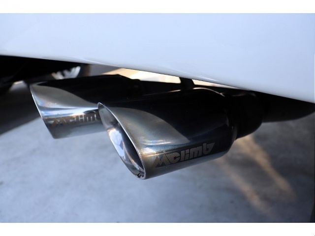 TOYOTA HILUX 4WD 2022 Image 31