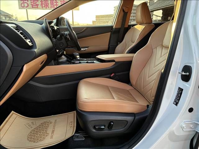 TOYOTA LEXUS NX350H 2023 Image 31