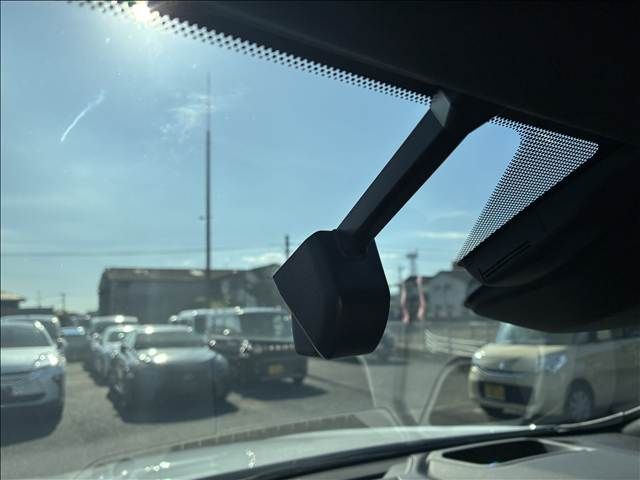 TOYOTA LEXUS NX450H+ AWD 2022 Image 31