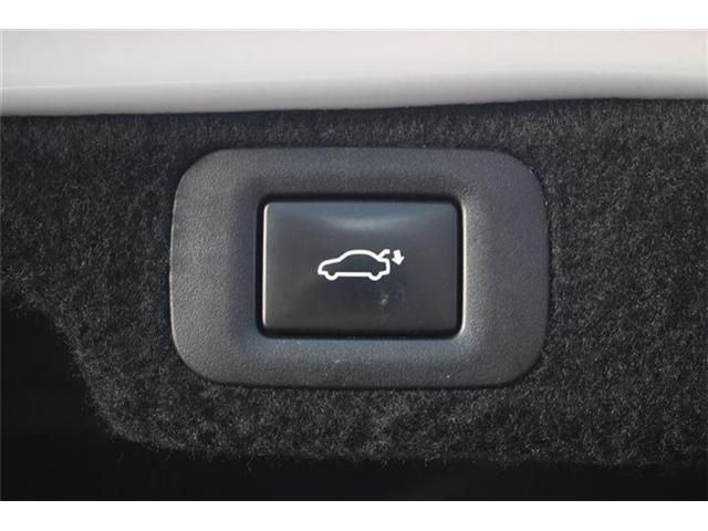 TOYOTA LEXUS LS500 4WD 2018 Image 31