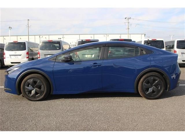 TOYOTA PRIUS 2023 Image 31