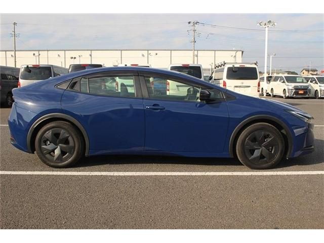 TOYOTA PRIUS 2023 Image 31