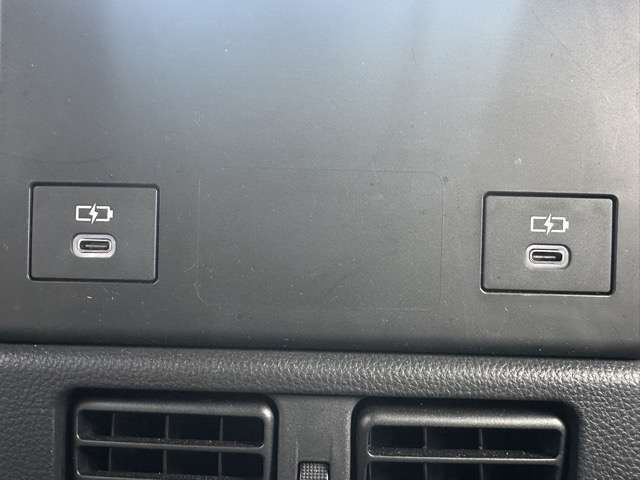 TOYOTA BZ4X 2023 Image 31