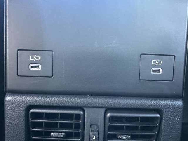 TOYOTA BZ4X 2023 Image 31