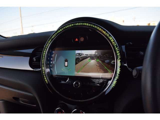 BMW MINI COOPER D 5DOOR 2022 Image 31