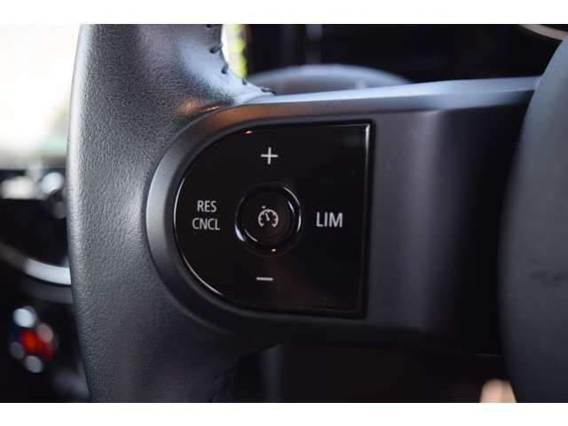 BMW MINI COOPER D 5DOOR 2022 Image 31