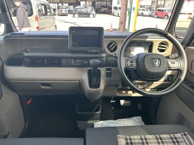 HONDA N BOX JOY 2025 Image 31