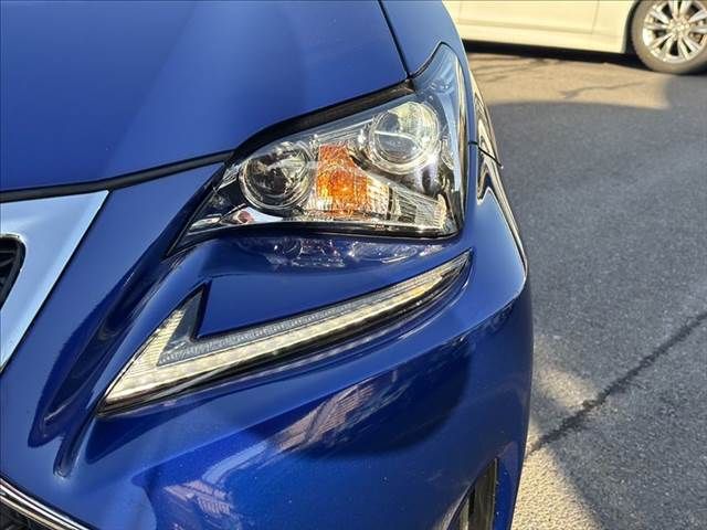 TOYOTA LEXUS RC300H 2015 Image 31