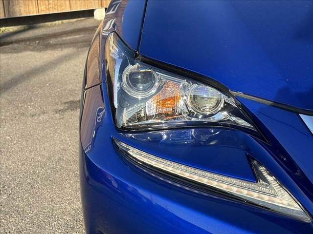 TOYOTA LEXUS RC300H 2015 Image 31