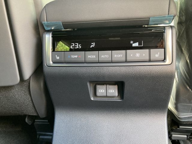 TOYOTA LEXUS GX550 2025 Image 31