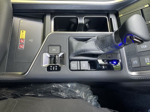 TOYOTA LEXUS GX550 2025 Image 31