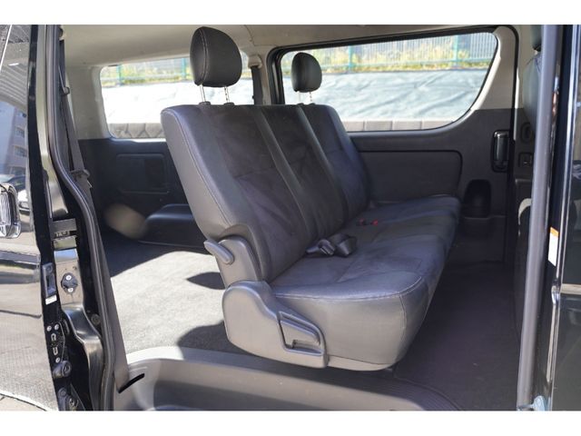 TOYOTA HIACE VAN 4WD 2016 Image 31