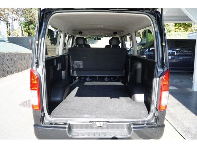 TOYOTA HIACE VAN 4WD 2016 Image 31