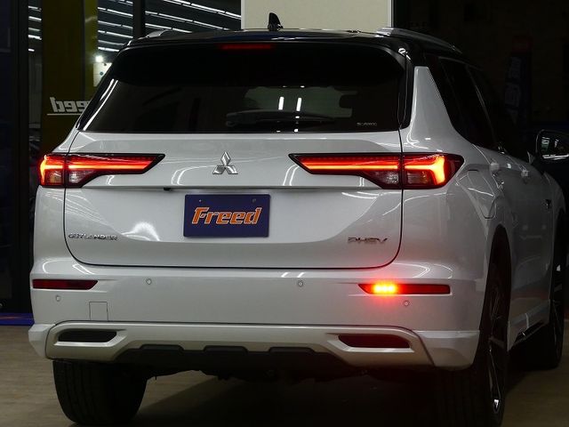 MITSUBISHI OUTLANDER PHEV 2024 Image 31