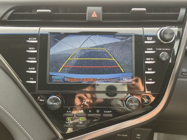 TOYOTA CAMRY HYBRID 2019 Image 31