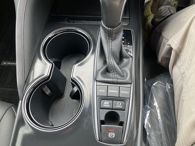 TOYOTA CAMRY HYBRID 2019 Image 31