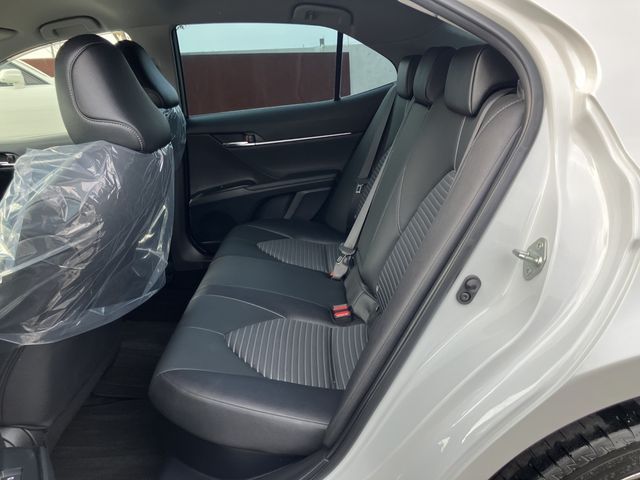 TOYOTA CAMRY HYBRID 2019 Image 31