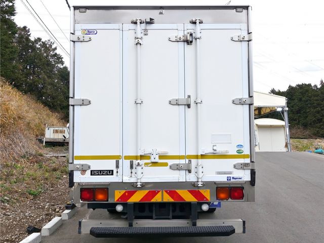ISUZU FORWARD 2016 Image 31