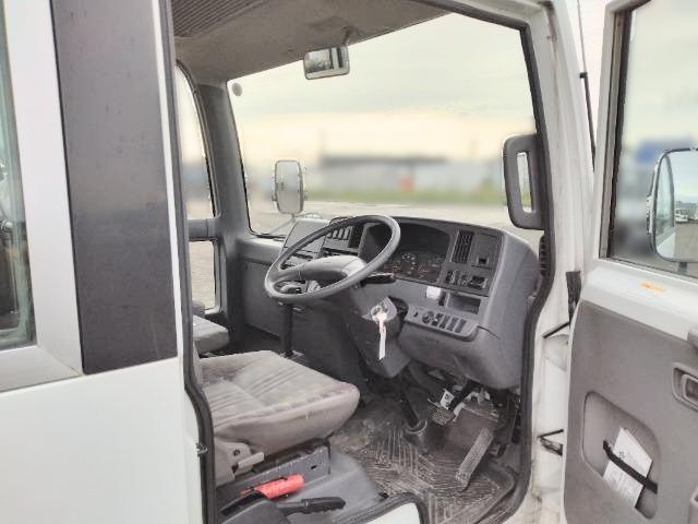 NISSAN CIVILIAN 2008 Image 31