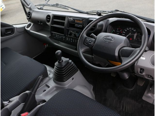 HINO DUTRO 2022 Image 31