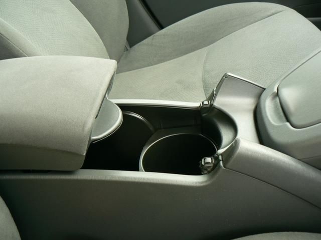 TOYOTA PRIUS 2010 Image 31