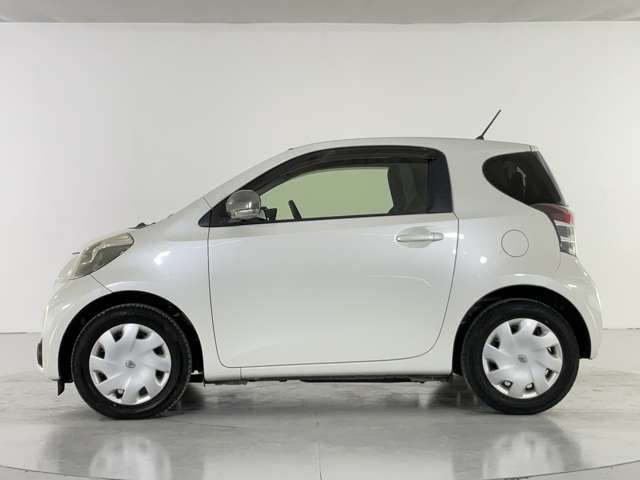 TOYOTA IQ 2013 Image 31